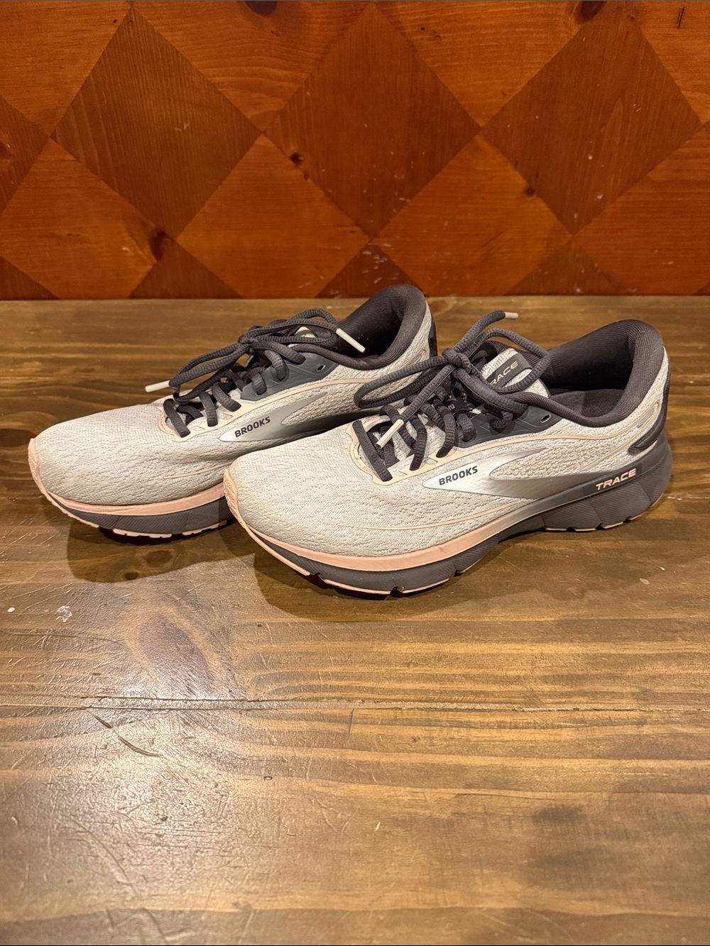 Brooks Women's Running Sneakers in Light Gray and Pink